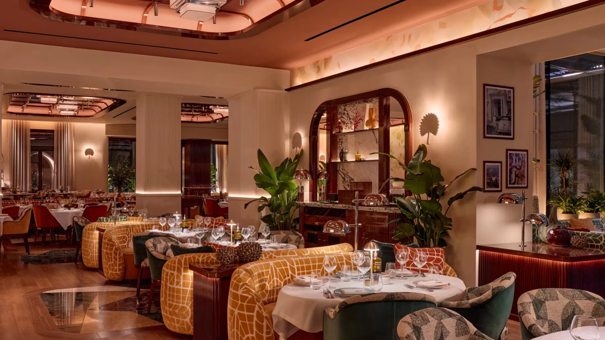 La Môme Mayfair Riviera-inspired restaurant