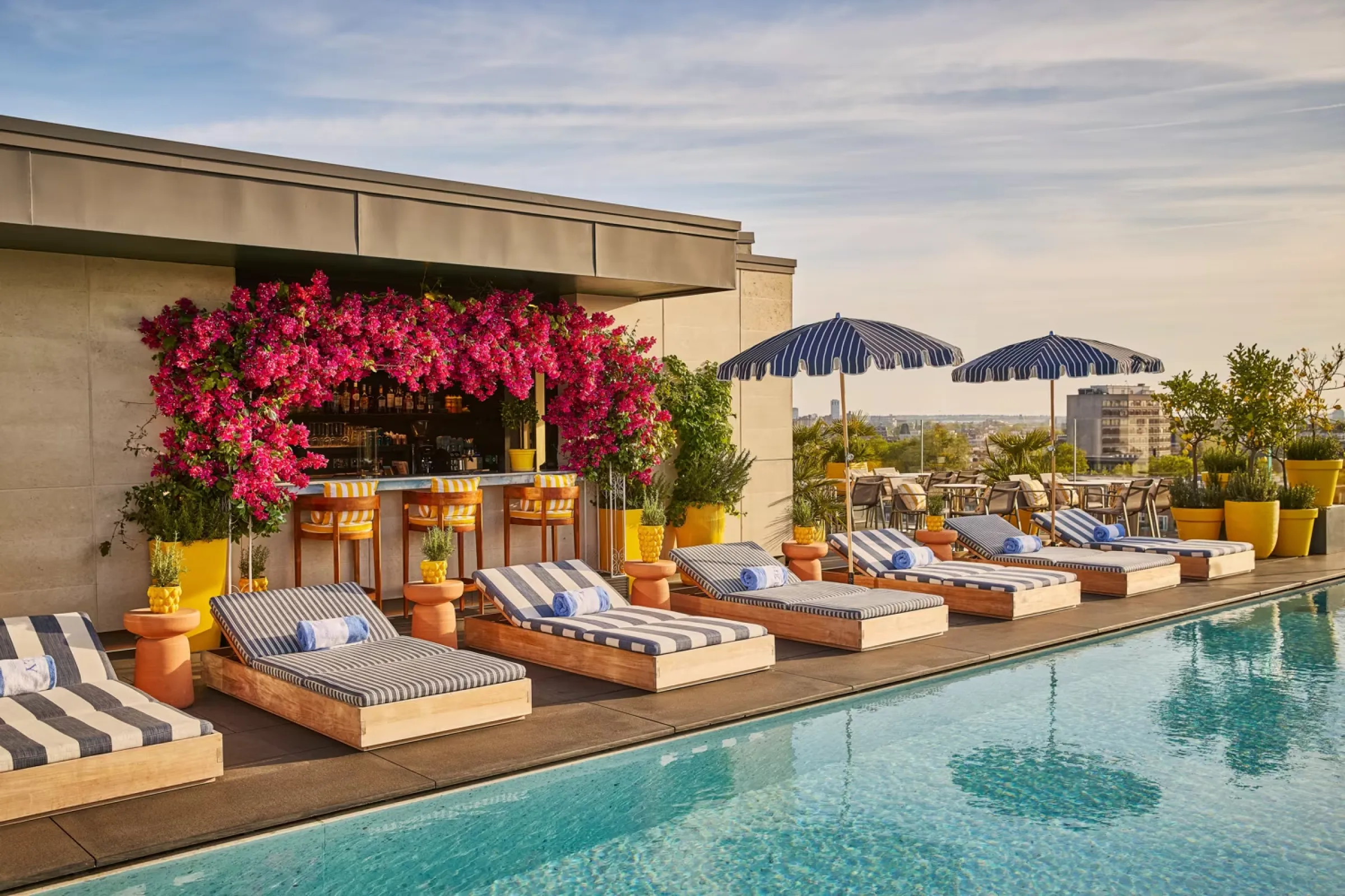 Rooftop spa pool at Four Seasons Park Lane