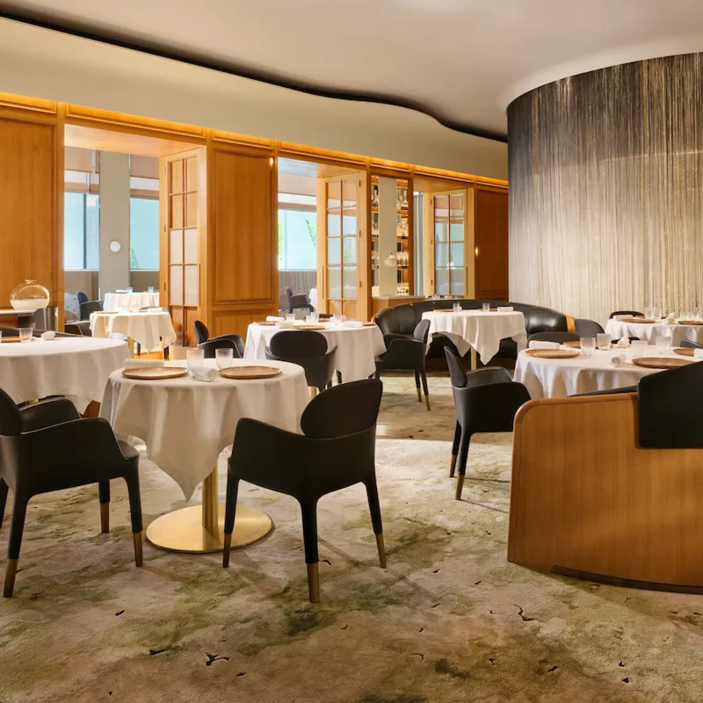 Alain Ducasse at The Dorchester dining room